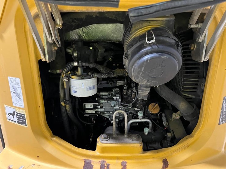 2015-deere-35g-image-18