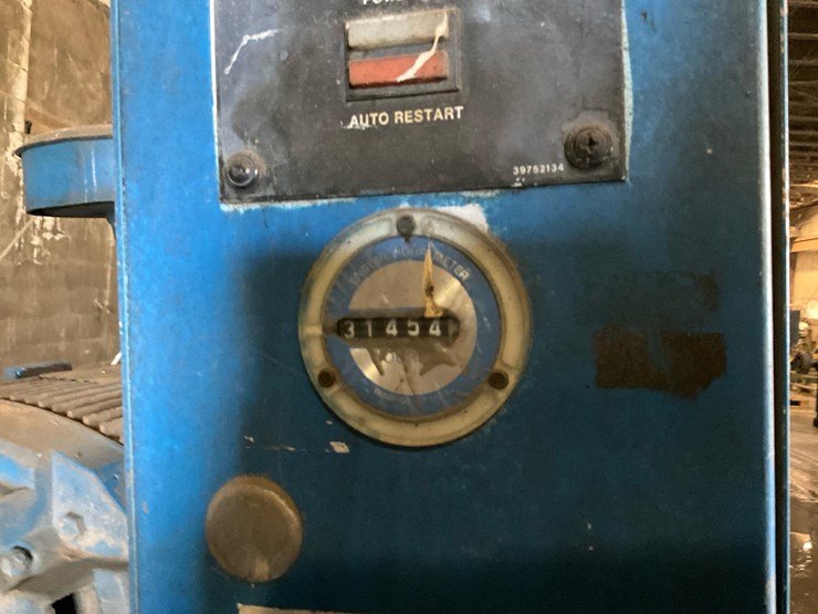 #147-•-ingersoll-rand-air-compressor-image-8