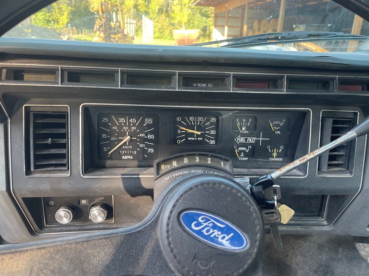 #1017-•-1993-ford-strait-truck,-(has-wi-title)-image-32