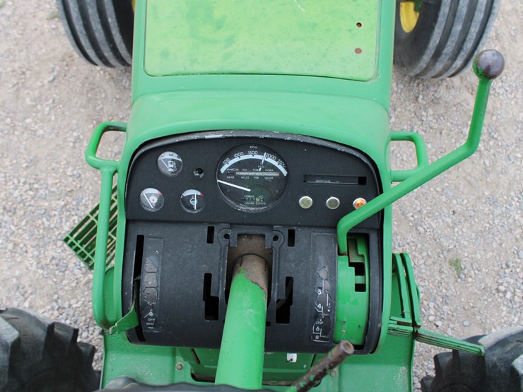 john-deere-4520-image-43