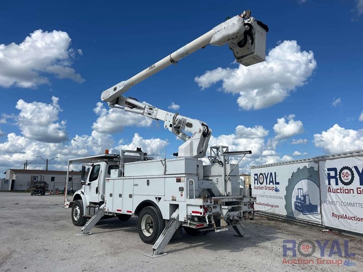 2016-freightliner-m2-106-altec-am50-50ft.-insulated-material-handling-bucket-truck-image-4