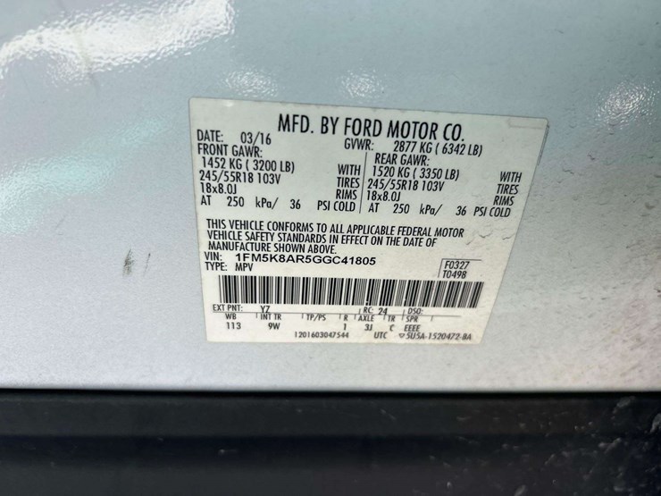 2016-ford-explorer-image-5