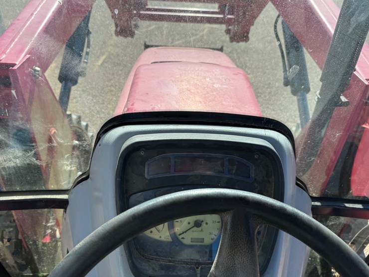 mahindra-8560-image-41