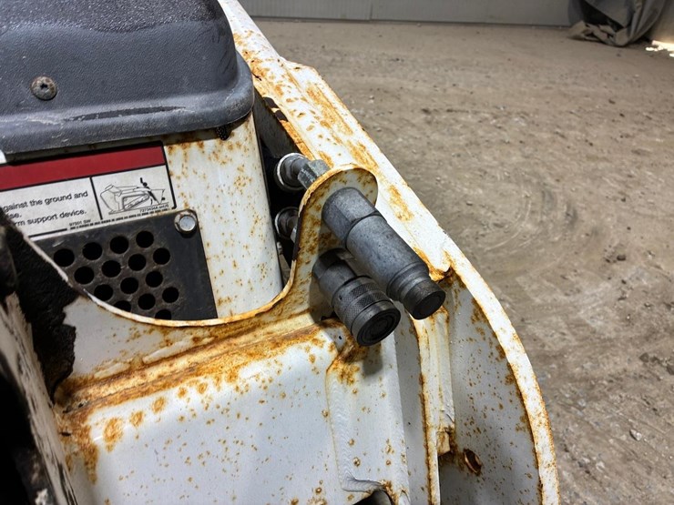 2022-bobcat-mt100-image-12