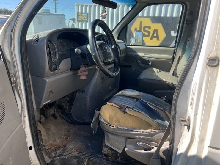 1999-ford-e350-sd-image-13