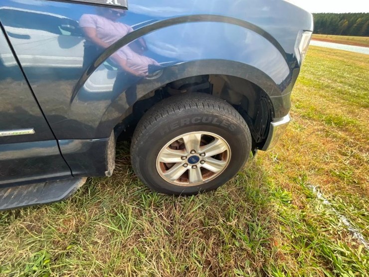 2017-ford-f150-xl-image-13