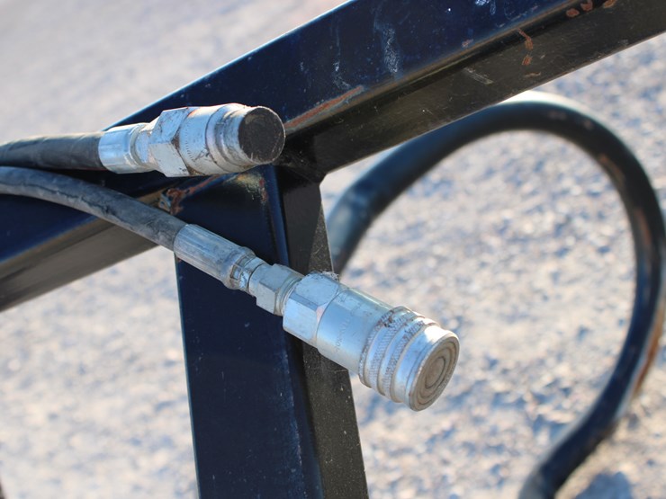 #2098-•-#2098--worksaver-ssbh2072-wrapped-bale-grabber-skid-steer-attach,-like-new-image-7