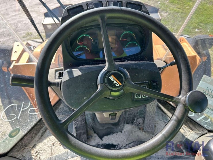 2016-case-821f-image-21