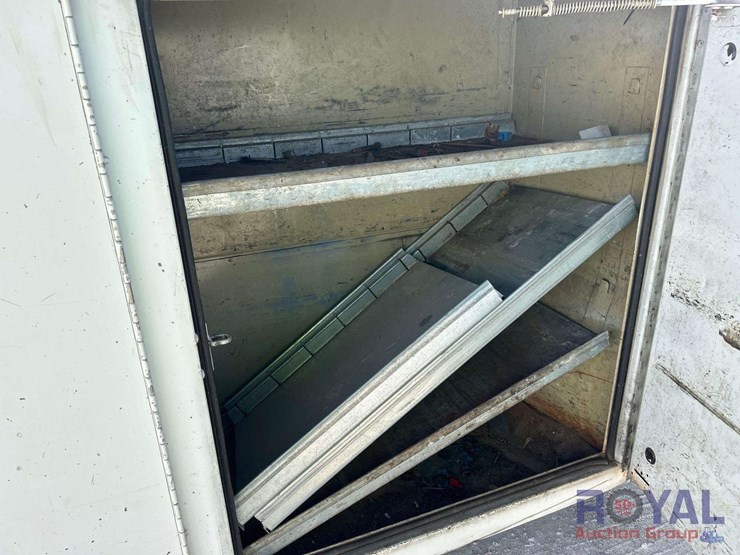 2011-ford-f350-image-35