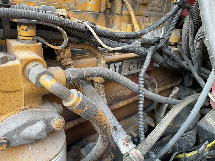 caterpillar-c12-image-50