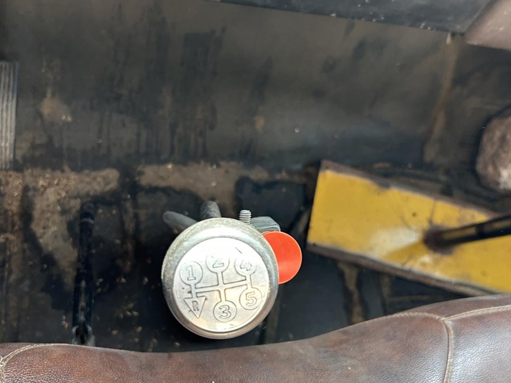 1982-international-s1700-image-41