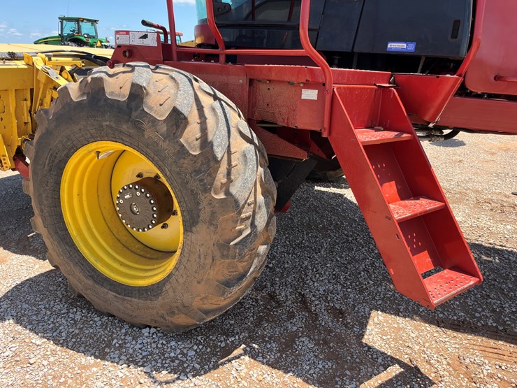 2009-new-holland-h8060-image-2