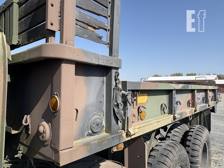 1983-am-general-m923-image-9