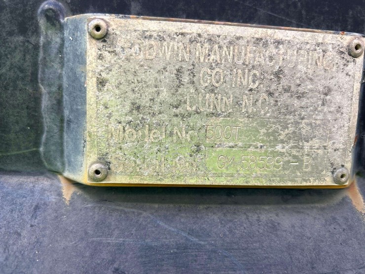 2011-freightliner-m2-112-tri-axle-dump-truck-image-27