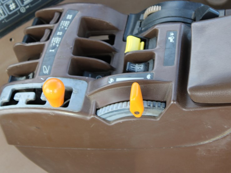 john-deere-8320-image-91