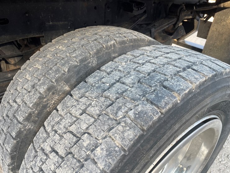 dodge-ram-4500-image-31