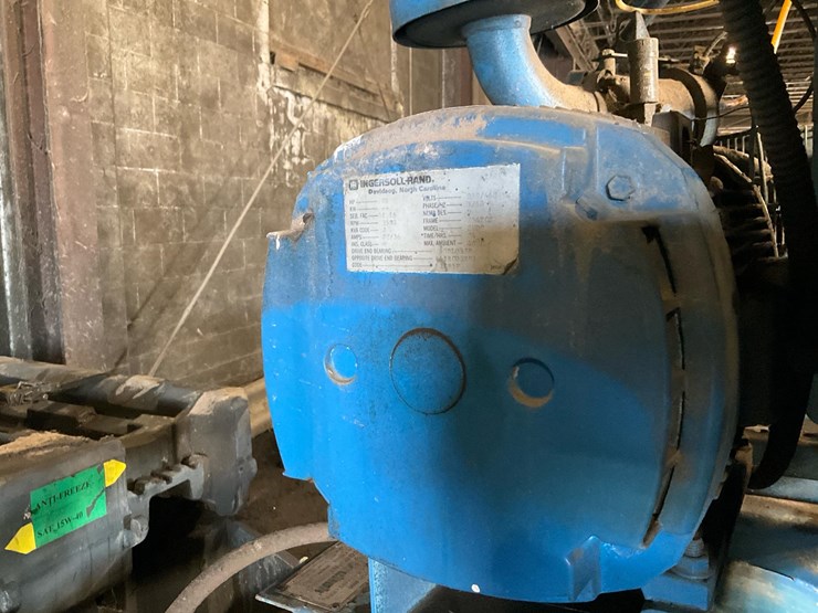 #147-•-ingersoll-rand-air-compressor-image-10
