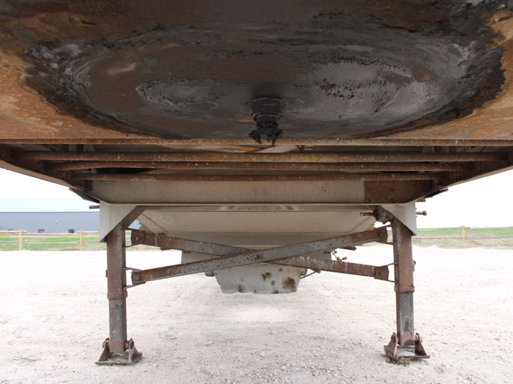#2079-•-#2079-1981-barret-42ft-super-hopper-bottom-trailer-image-15