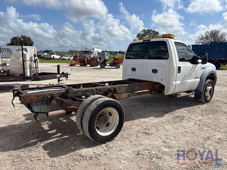 2007-ford-f-450-4x4-cab-and-chassis-truck-image-3
