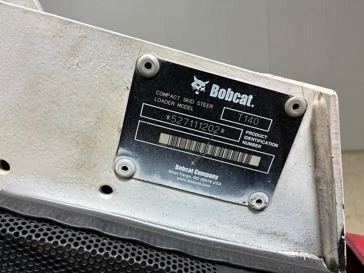 bobcat-t140-image-28