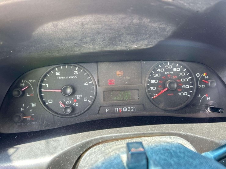 2006-ford-f550-image-14