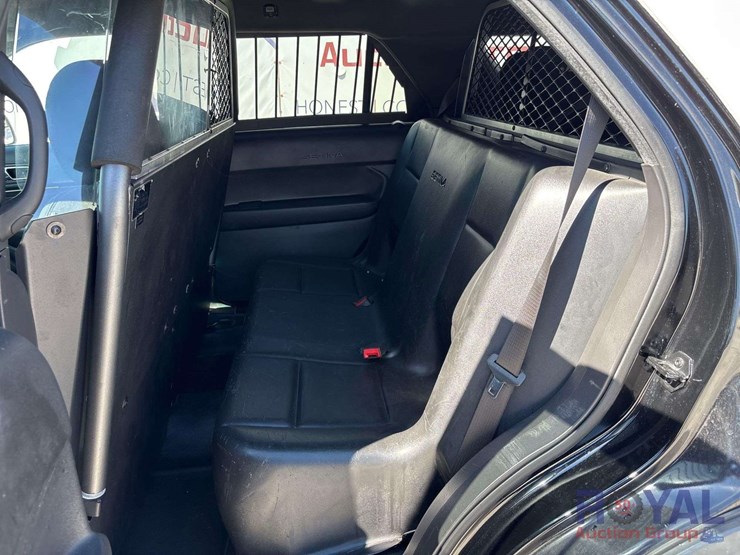 2015-ford-explorer-image-22