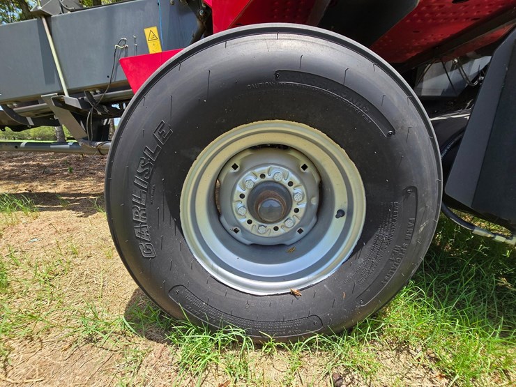 2020-massey-ferguson-1840-image-25