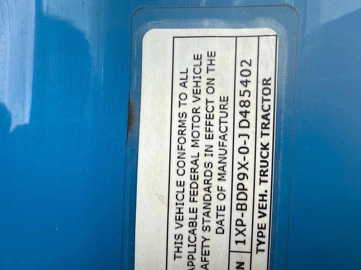 2018-peterbilt-579-image-19