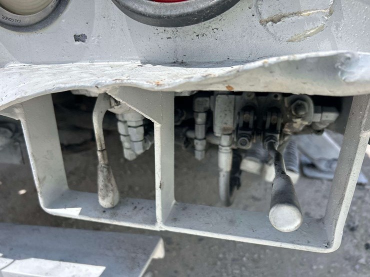 2006-ford-f550-image-31