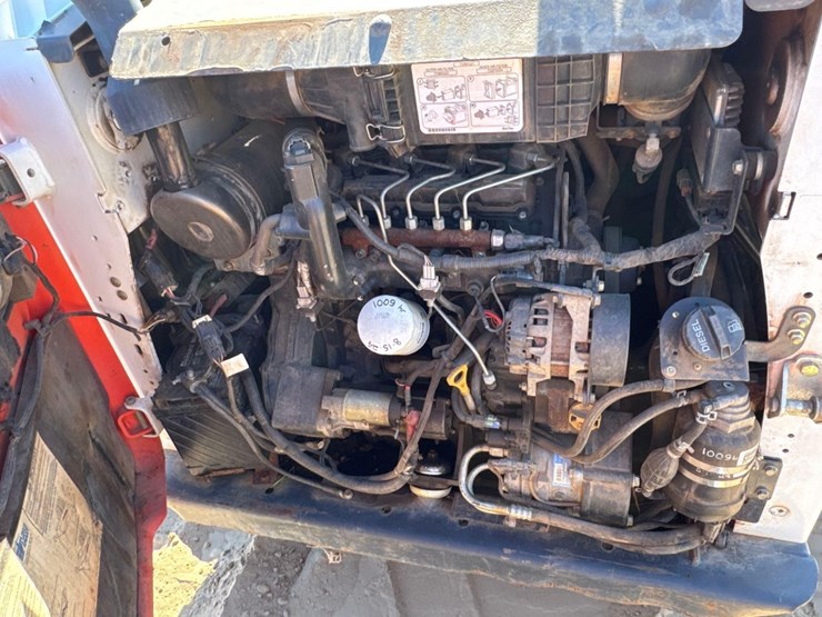 2017-bobcat-t650-image-13