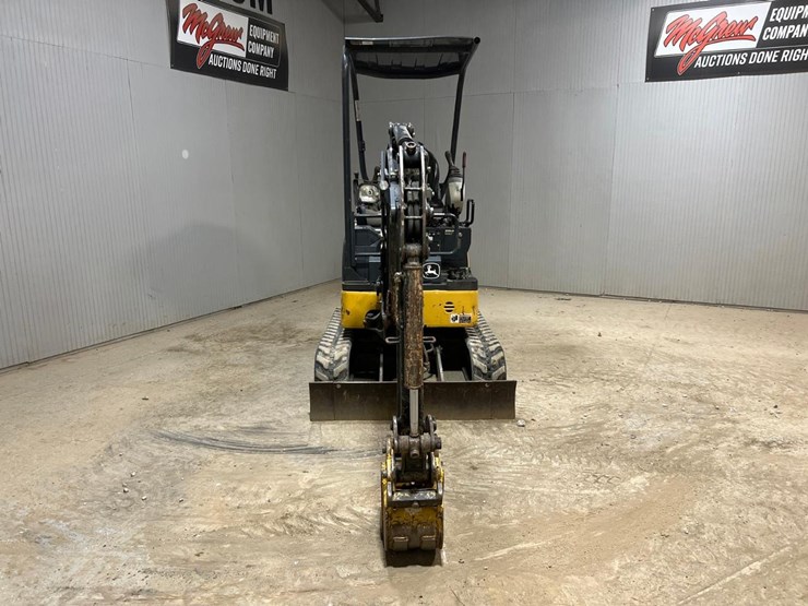 2015-deere-17g-image-8