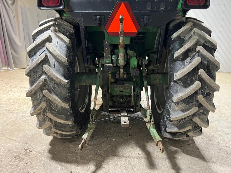 john-deere-4240-image-13