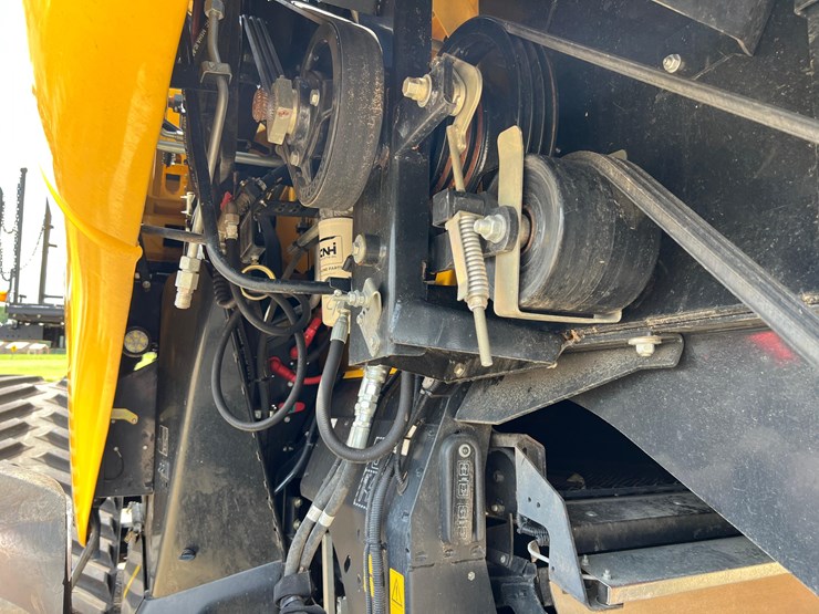 2023-new-holland-cr10.90-image-66