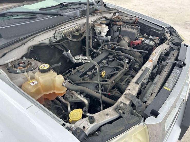 2011-ford-escape-xlt-image-8