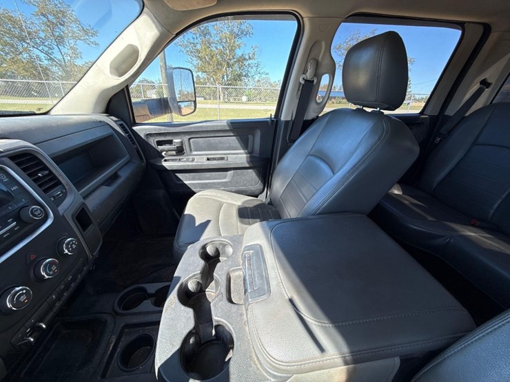 dodge-ram-5500-image-33