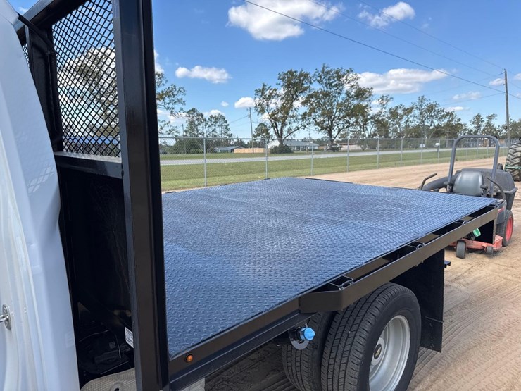 2020-chevrolet-silverado-3500-image-13