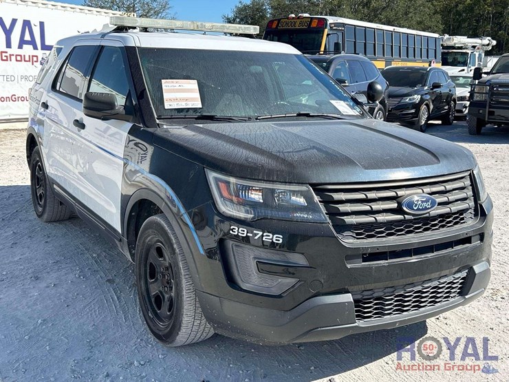 2016-ford-explorer-image-2