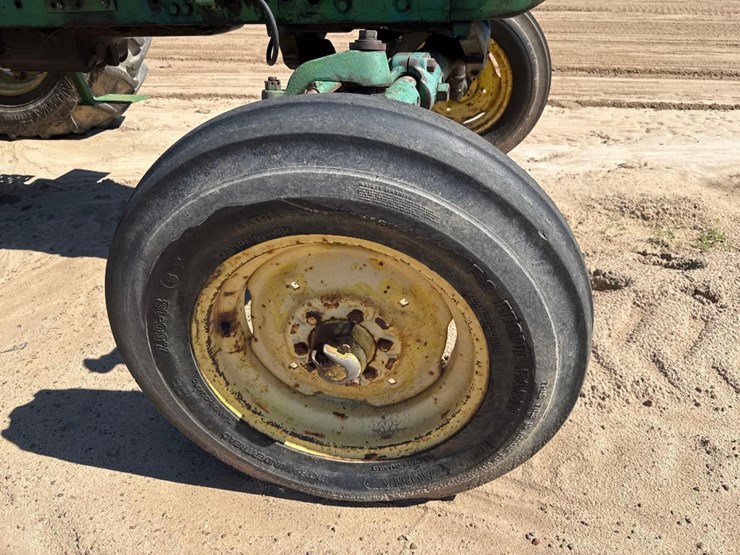 john-deere-tractor-image-11