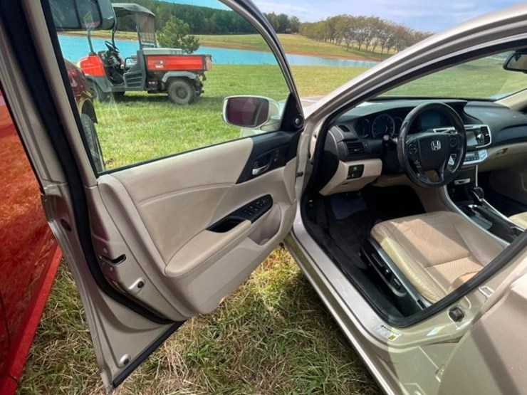 2014-honda-accord-(at,-v6,-3.5l,-miles-image-12