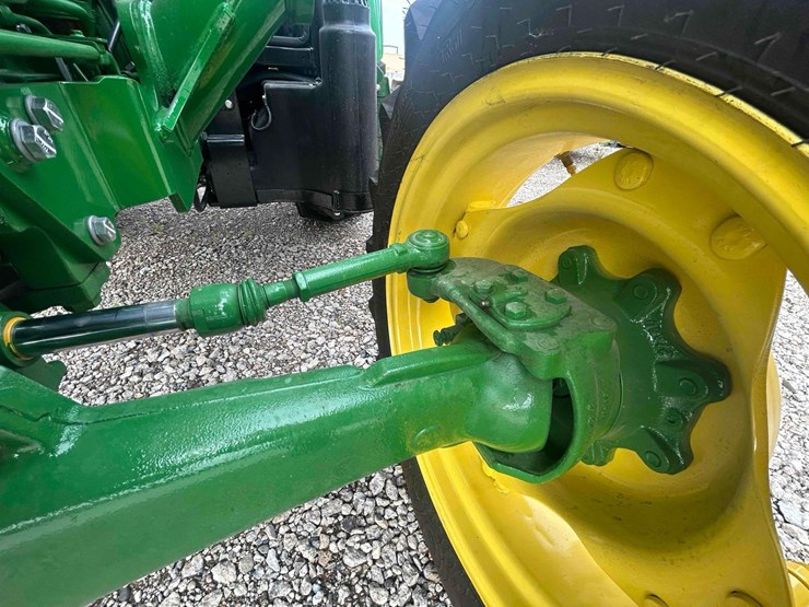 2021-john-deere-5075e-image-19