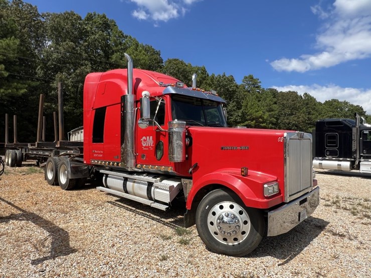 2007-western-star-4900ex-image-1