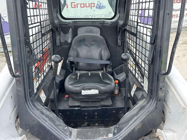 2020-bobcat-t595-image-14