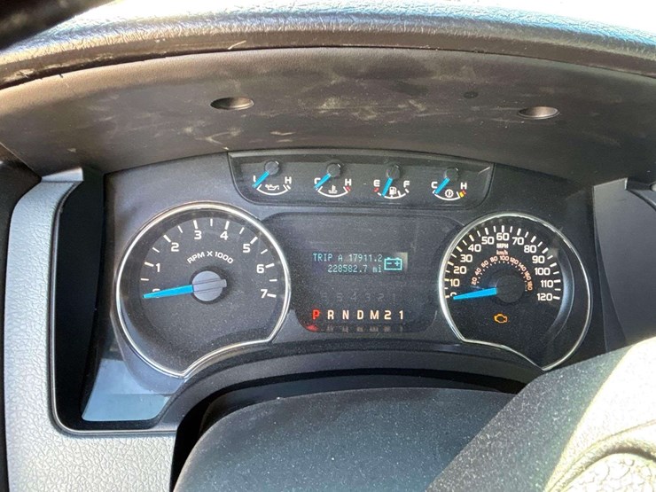 2014-ford-f150-image-17