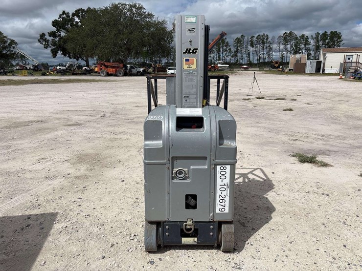 2016-jlg-20mvl-19ft-aerial-platform-lift-image-14