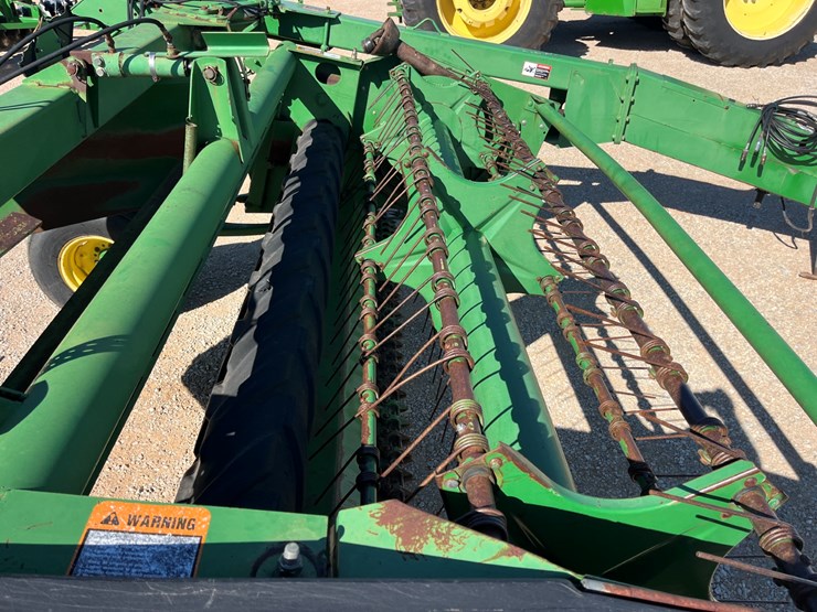 1999-john-deere-820-image-4