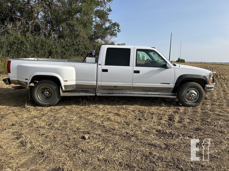 1996-chevrolet-3500-image-3