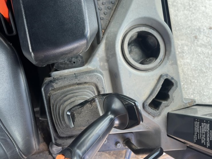 2024-deere-650-lgp-image-14