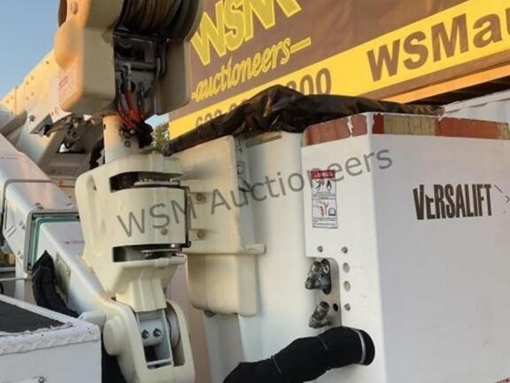 2013-ford-f550-image-10