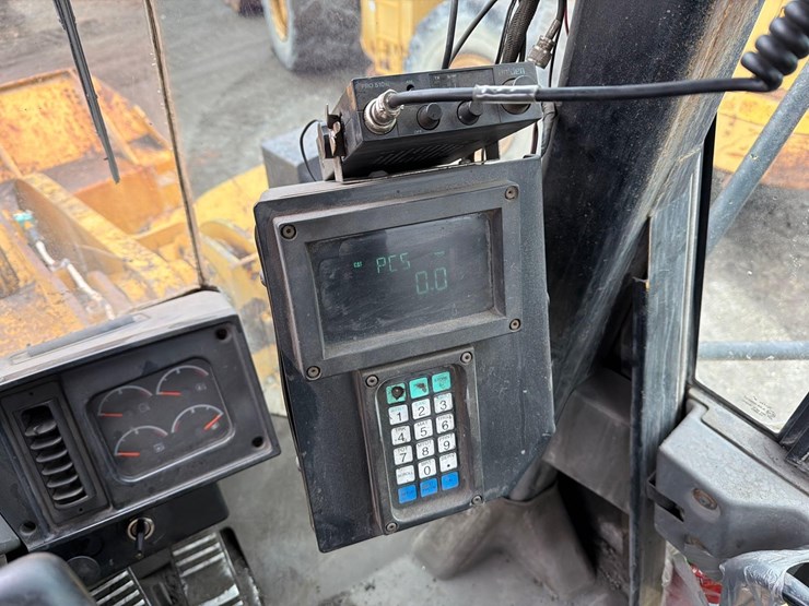 caterpillar-980g-image-16