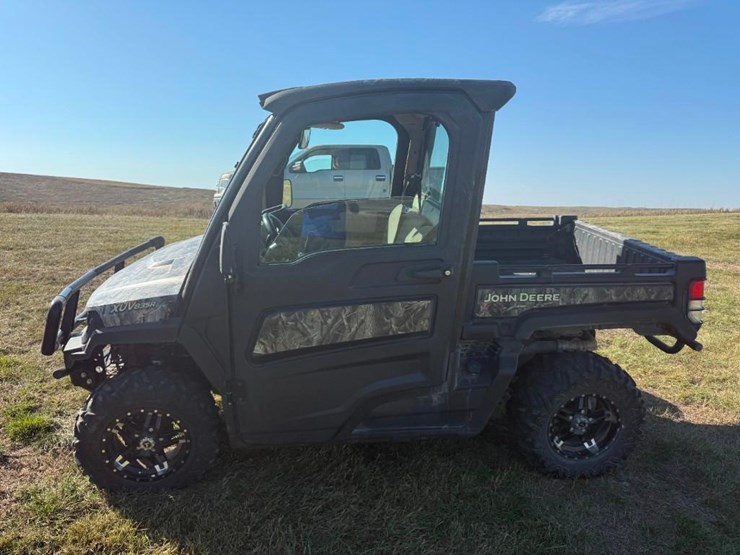 john-deere-gator-image-2
